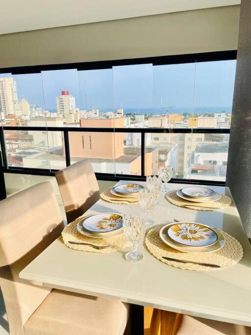 Apartamento Lindissimo Vista Mar 600m Da Guarujá